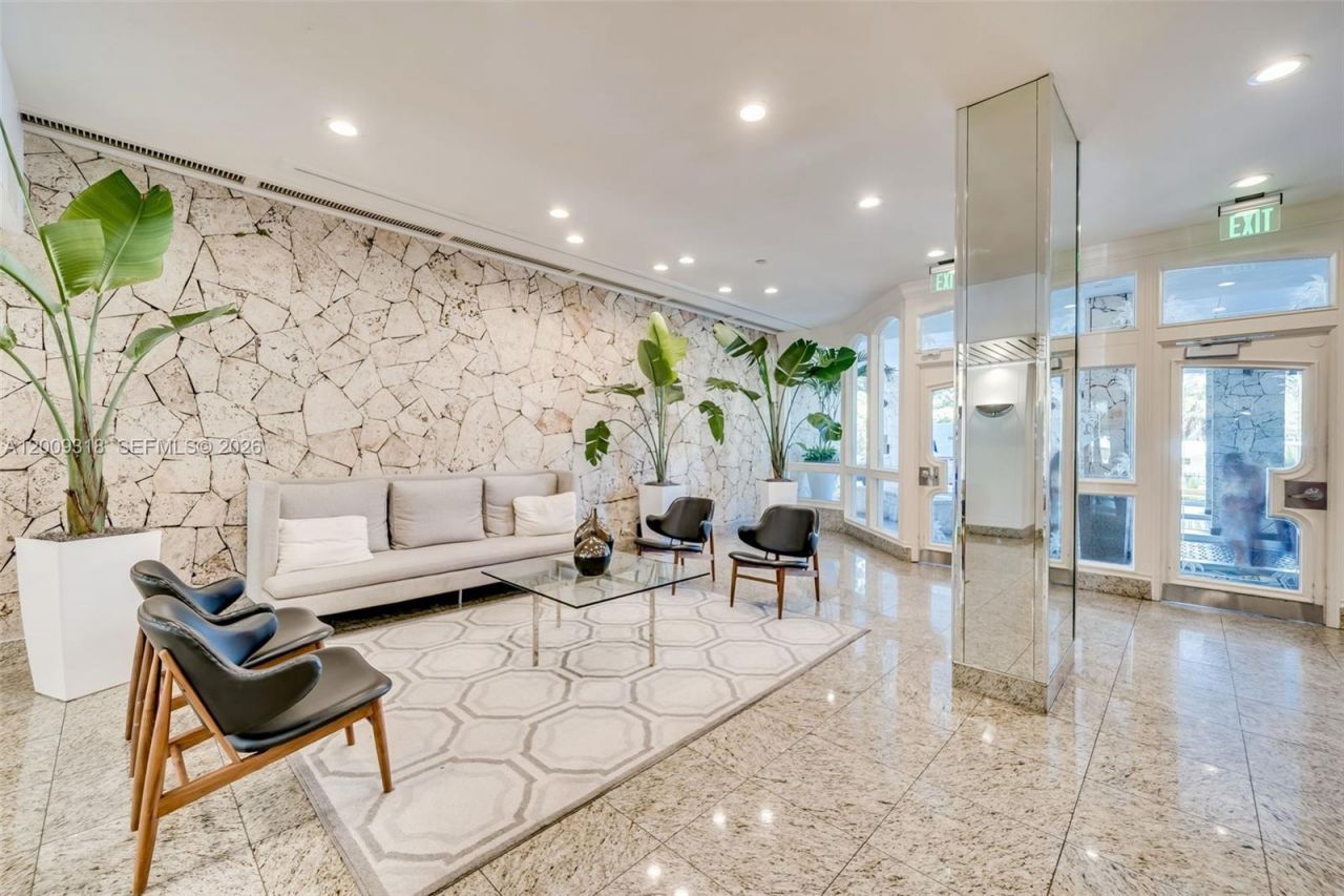 780 NE 69th St , Unit N808, Miami, FL 33138 Photo