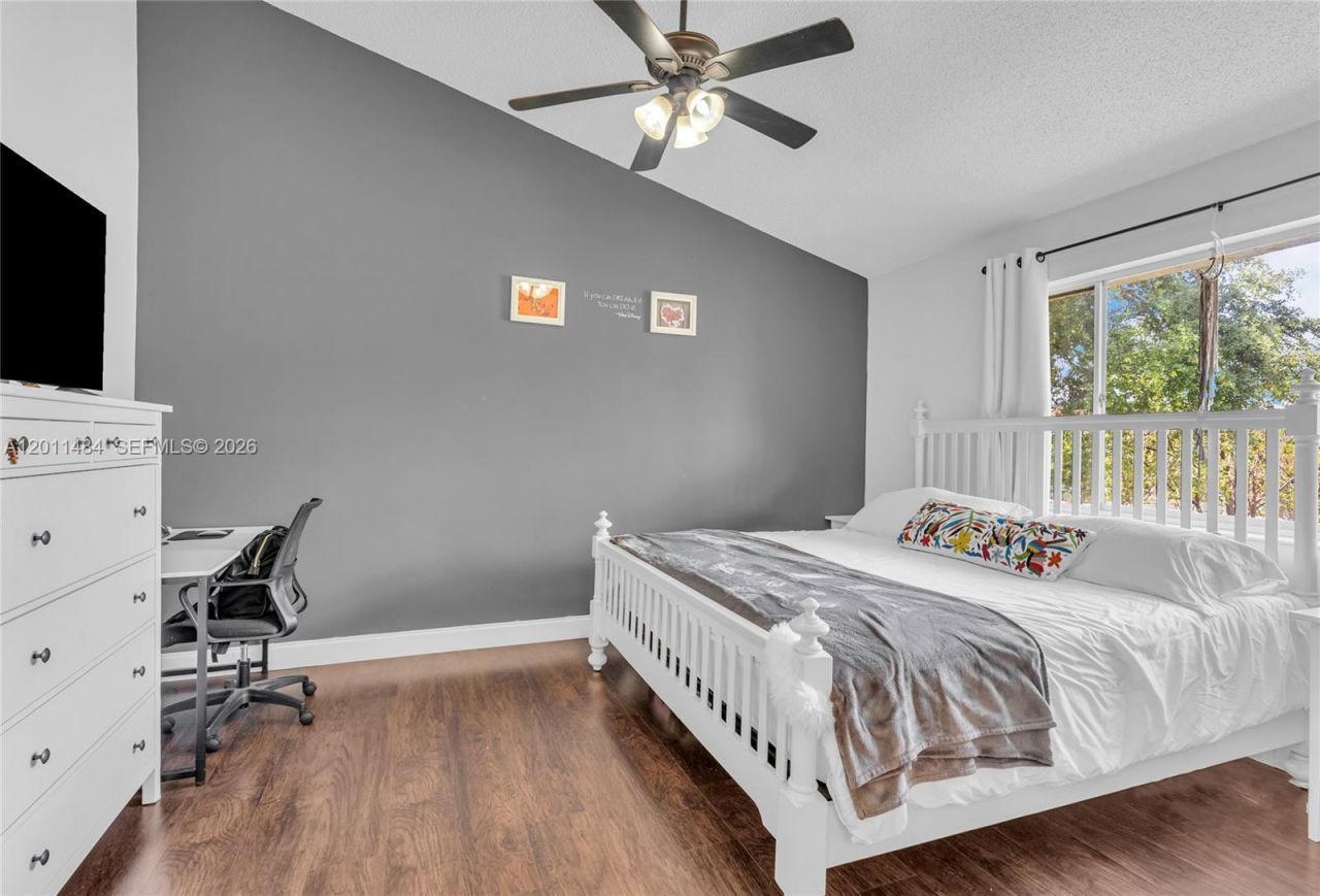 7874 NW 7th Ct, Plantation, FL 33324 Photo