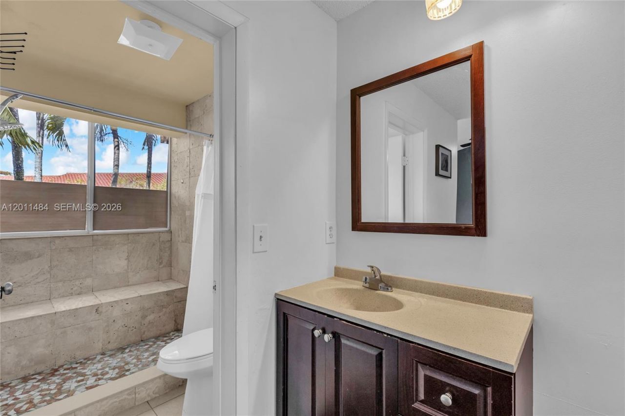 7874 NW 7th Ct, Plantation, FL 33324 Photo