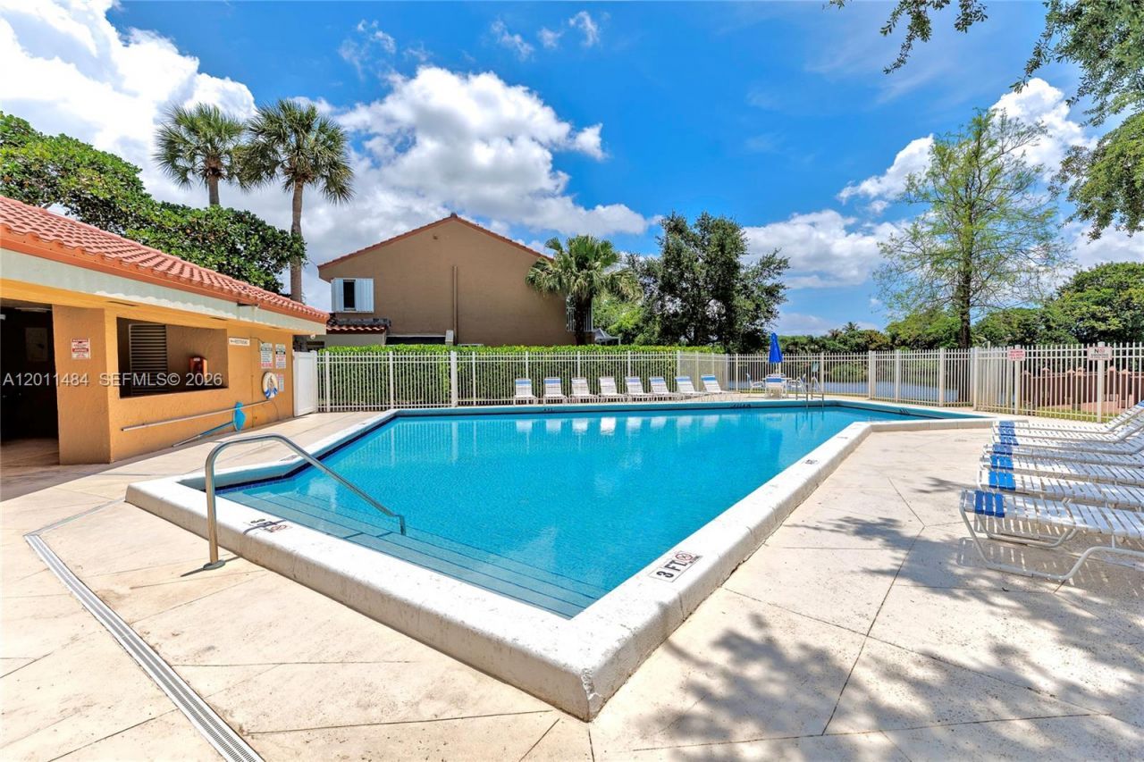 7874 NW 7th Ct, Plantation, FL 33324 Photo