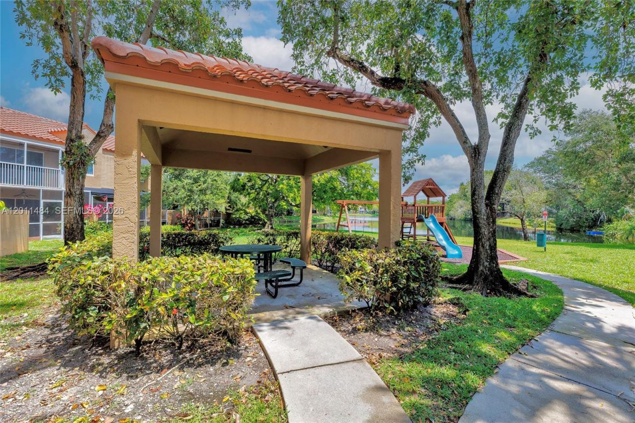 7874 NW 7th Ct, Plantation, FL 33324 Photo