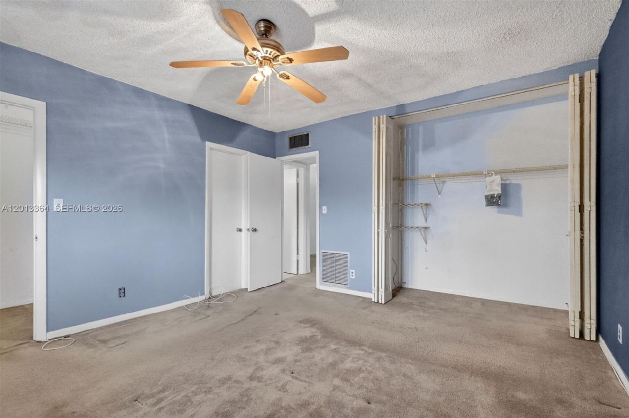 2040 NW 81st Ave , Unit 122, Pembroke Pines, FL 33024 Photo