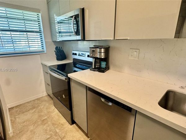 5339 Treetops Drive , Unit 5339, Naples, FL 34113