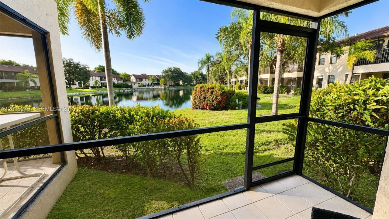 5339 Treetops Drive , Unit 5339, Naples, FL 34113 Photo