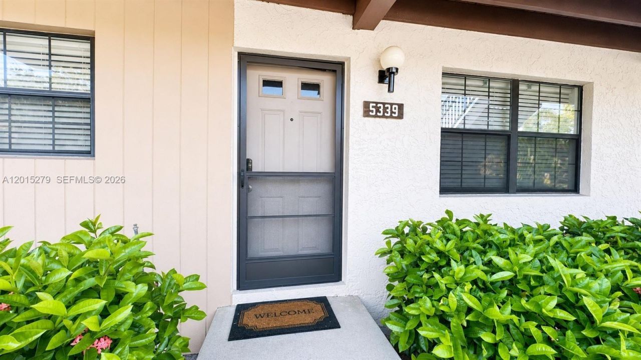 5339 Treetops Drive , Unit 5339, Naples, FL 34113 Photo