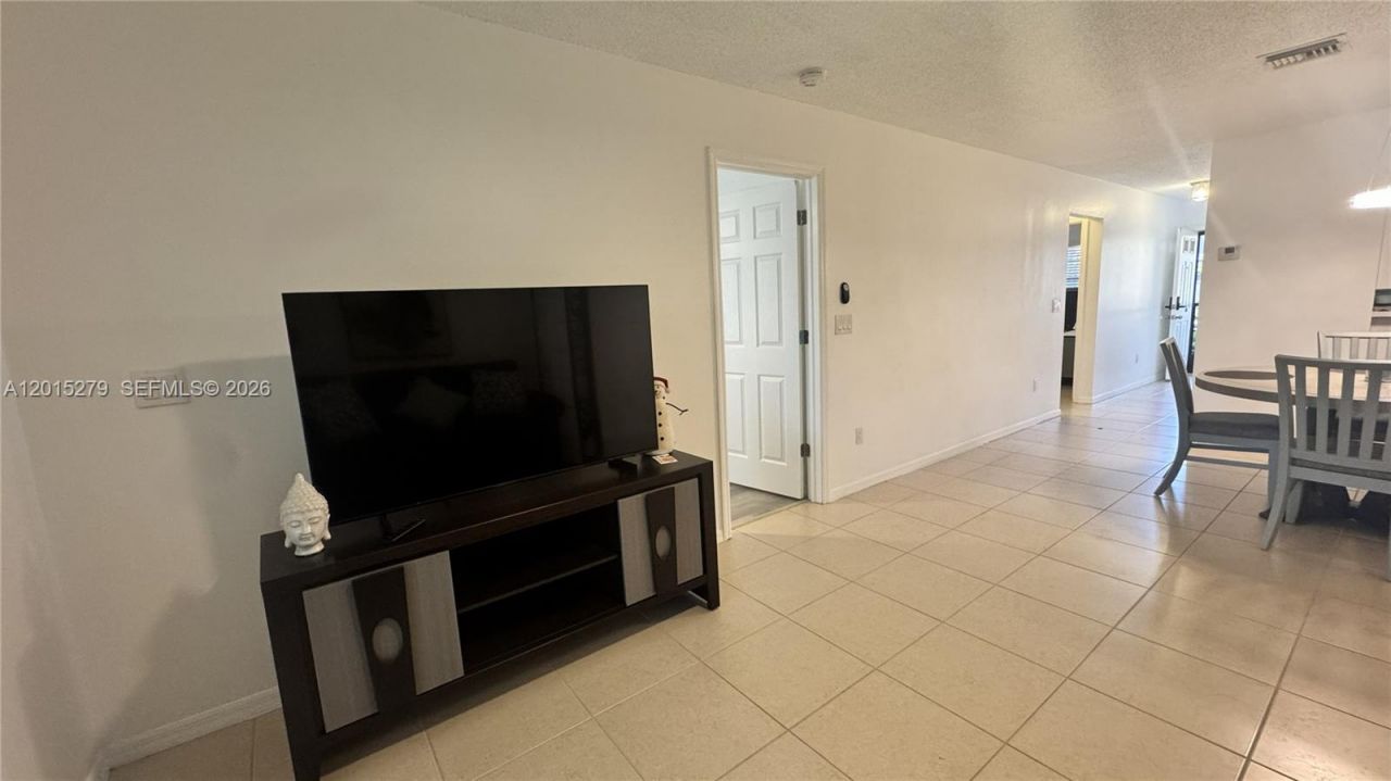 5339 Treetops Drive , Unit 5339, Naples, FL 34113 Photo
