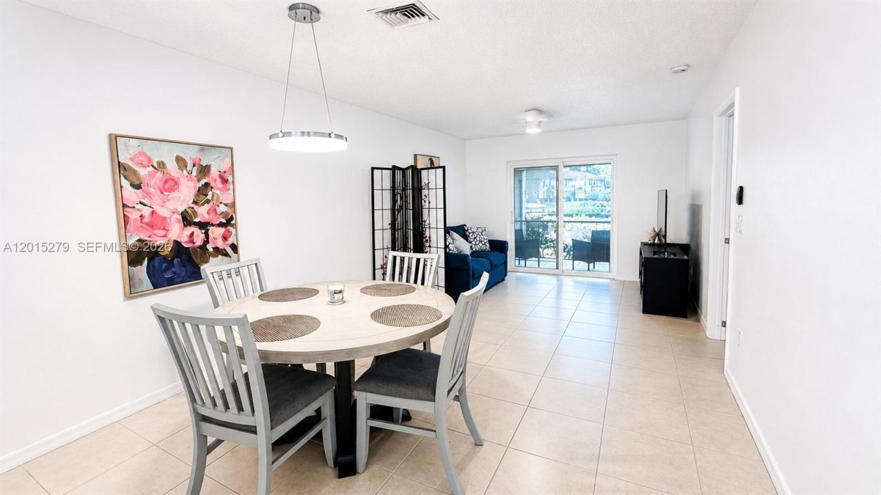 5339 Treetops Drive , Unit 5339, Naples, FL 34113 Photo
