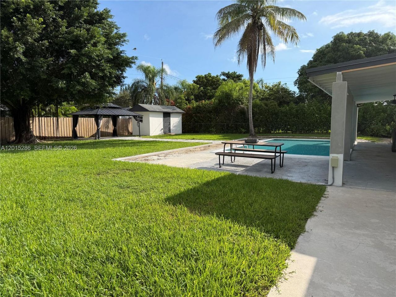 7425 SW 118th St, Pinecrest, FL 33156 Photo