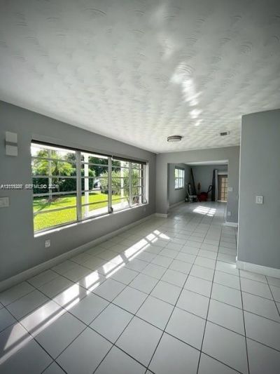 7425 SW 118th St, Pinecrest, FL 33156 Photo