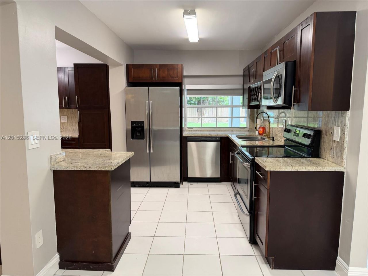 7425 SW 118th St, Pinecrest, FL 33156 Photo