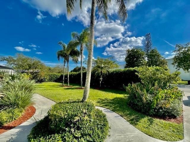 7425 SW 118th St, Pinecrest, FL 33156 Photo