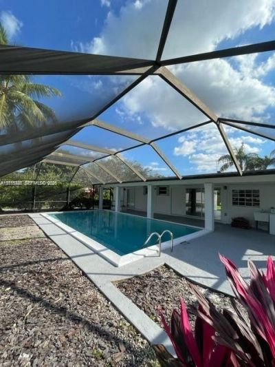 7425 SW 118th St, Pinecrest, FL 33156 Photo