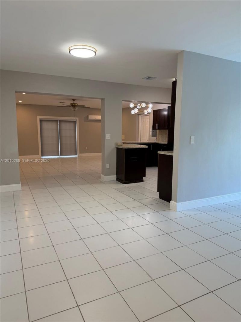 7425 SW 118th St, Pinecrest, FL 33156 Photo
