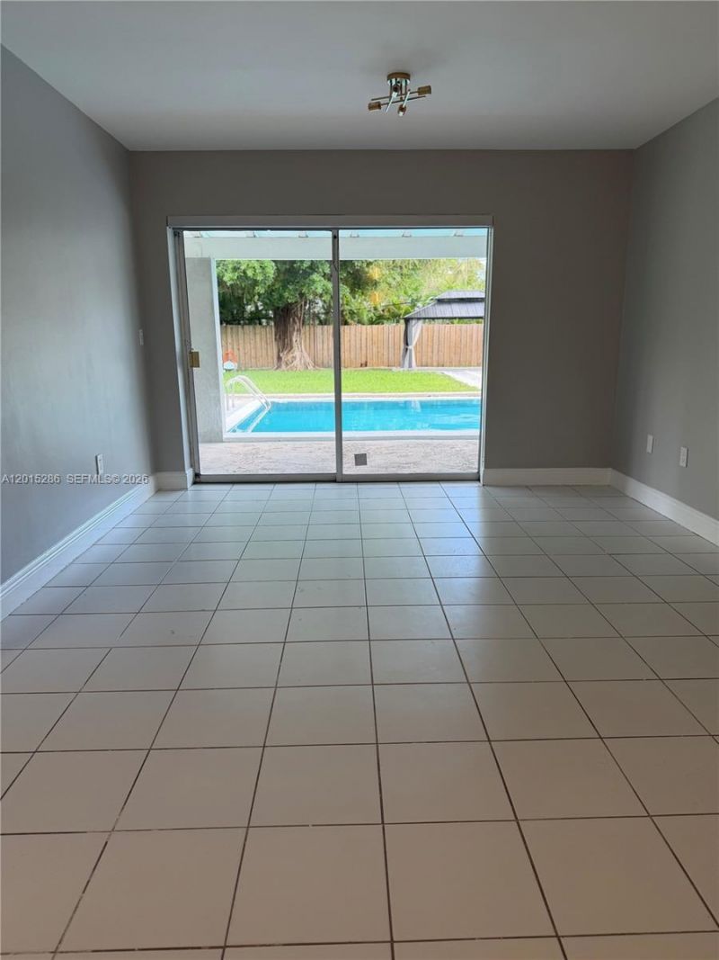 7425 SW 118th St, Pinecrest, FL 33156 Photo