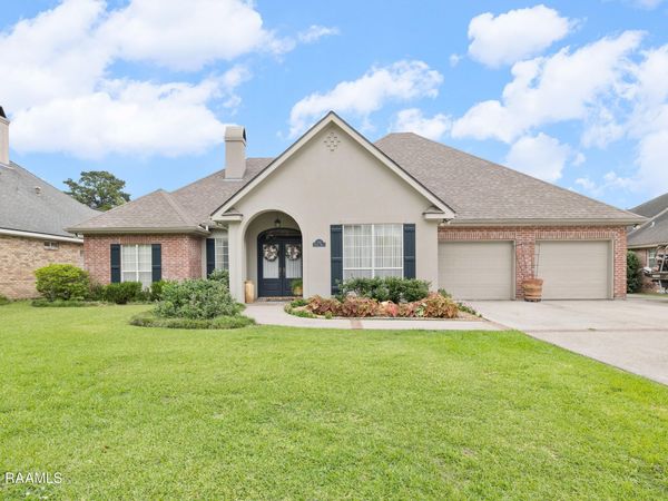136 Donald Drive , Lafayette, LA 70503