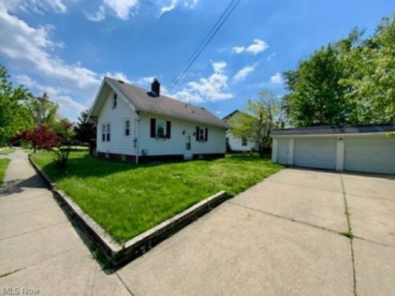 21491 Naumann Avenue, Euclid, OH 44123 Photo 13