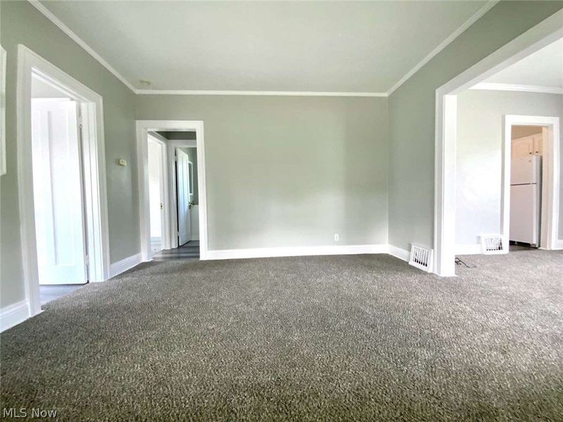 21491 Naumann Avenue, Euclid, OH 44123 Photo 3