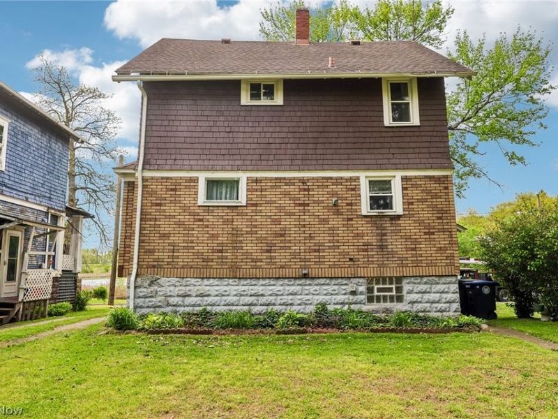 549 Parkdale Drive, Akron, OH 44307 Photo 31