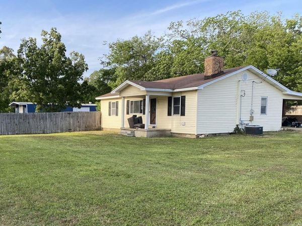 1323 S Main Street, DeWitt, AR 72042