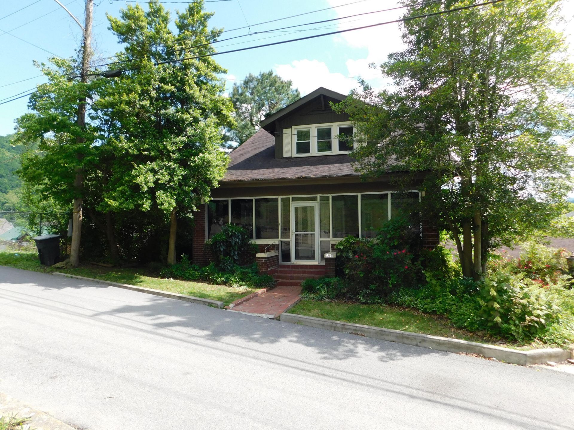 306 Ivy Street, Harlan, KY 40831