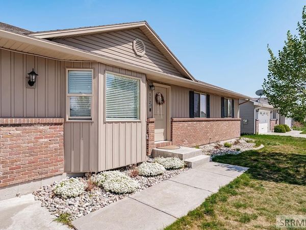 352 N Kimberly Drive, IDAHO FALLS, ID 83401