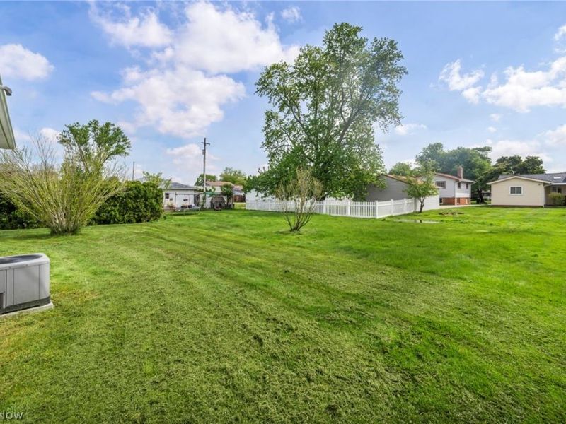 1299 Jackie Lane, Mayfield Heights, OH 44124 Photo 41