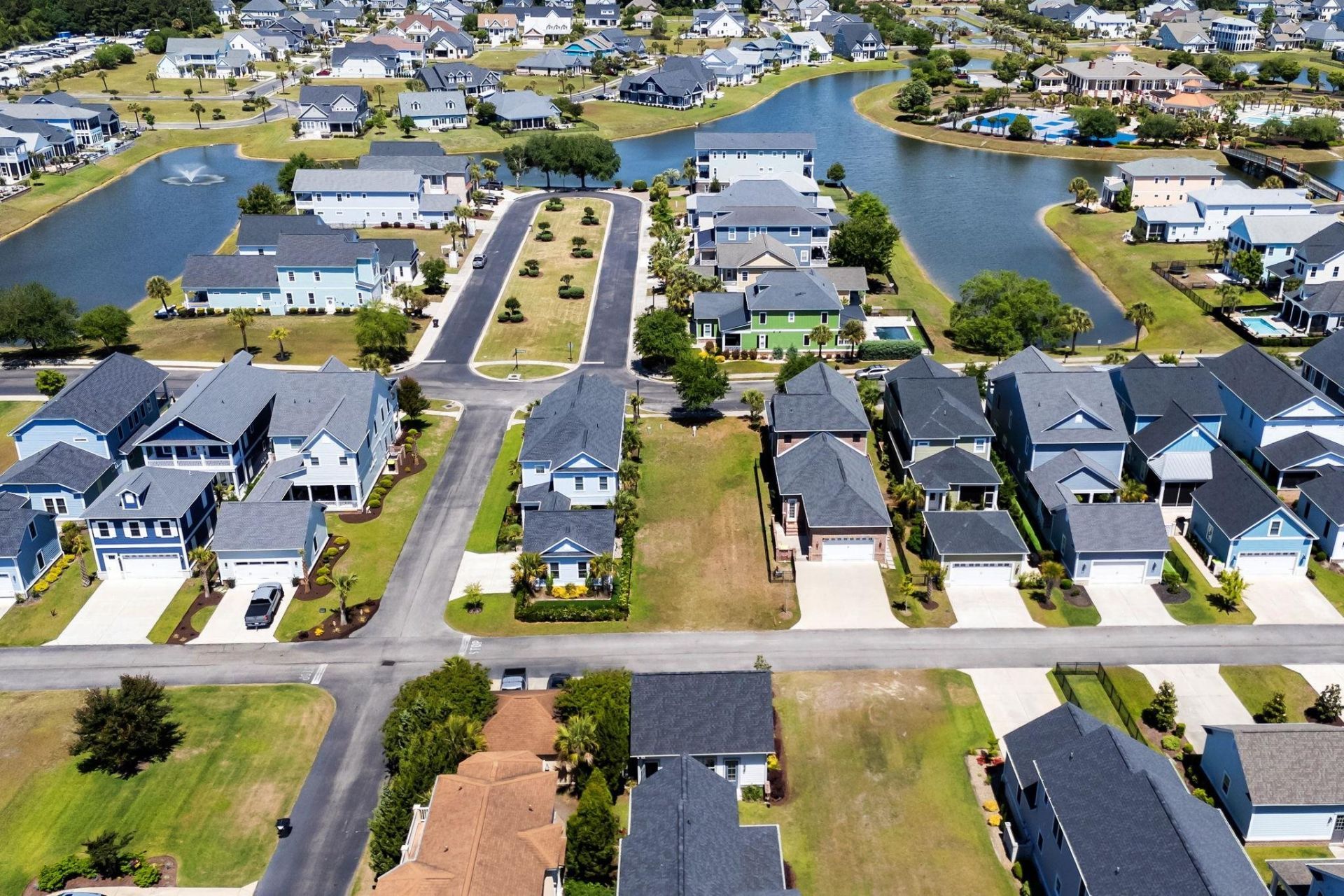 748 Crystal Water Way  Photo 21