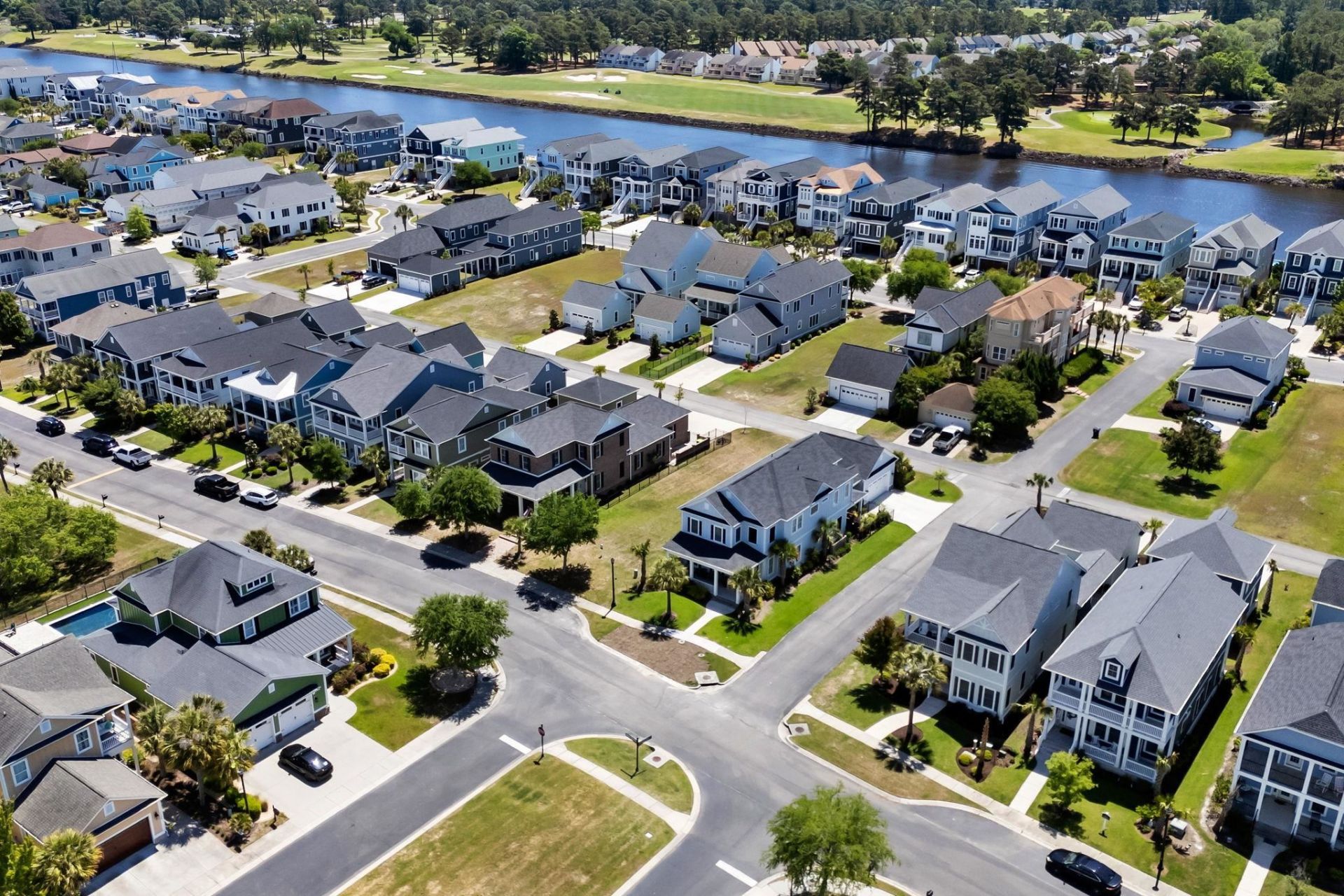 748 Crystal Water Way  Photo 32