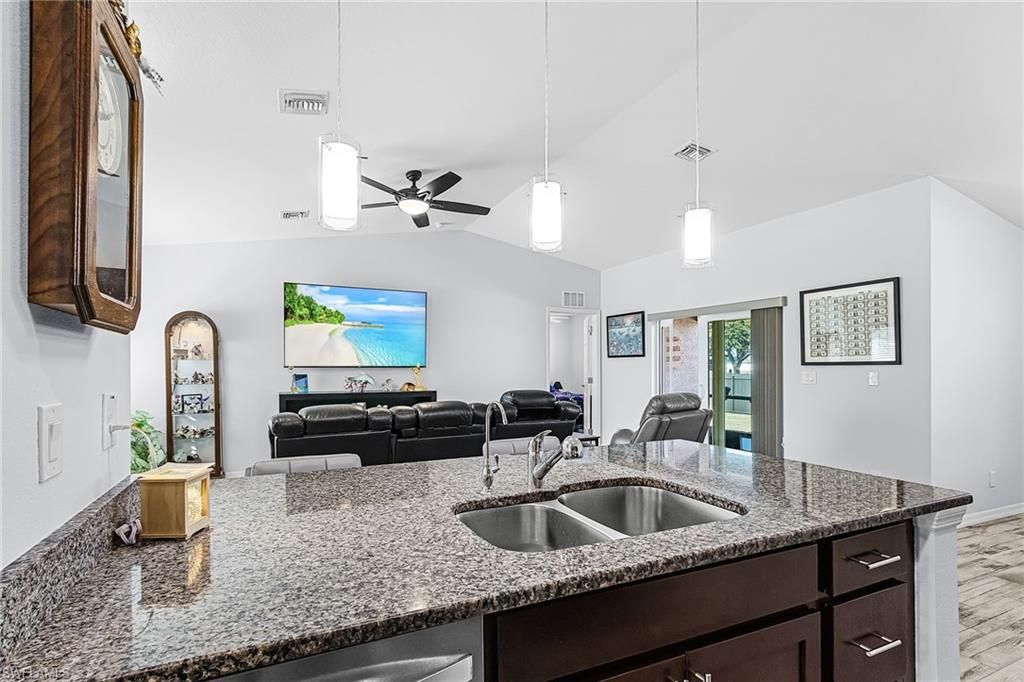 9032 Meadow Cir, Labelle, FL 33935 Photo