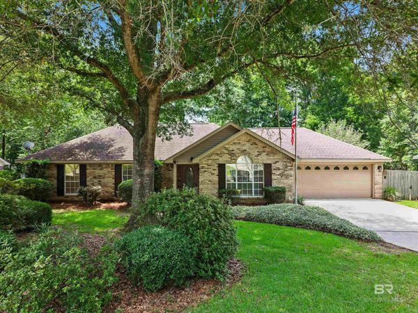 166 Robbins Boulevard, Daphne, AL 36526