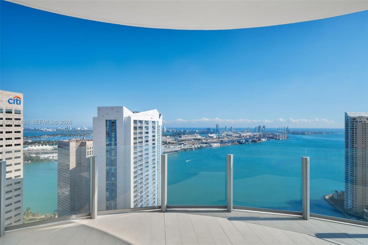 300 Biscayne Blvd Way, Unit 3801, Miami, FL 33131 Photo