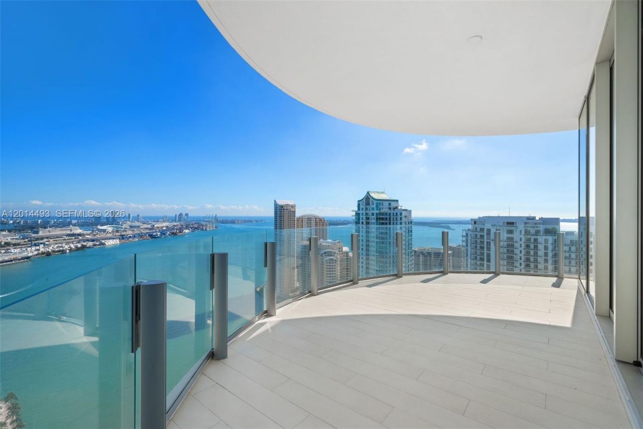 300 Biscayne Blvd Way, Unit 3801, Miami, FL 33131 Photo