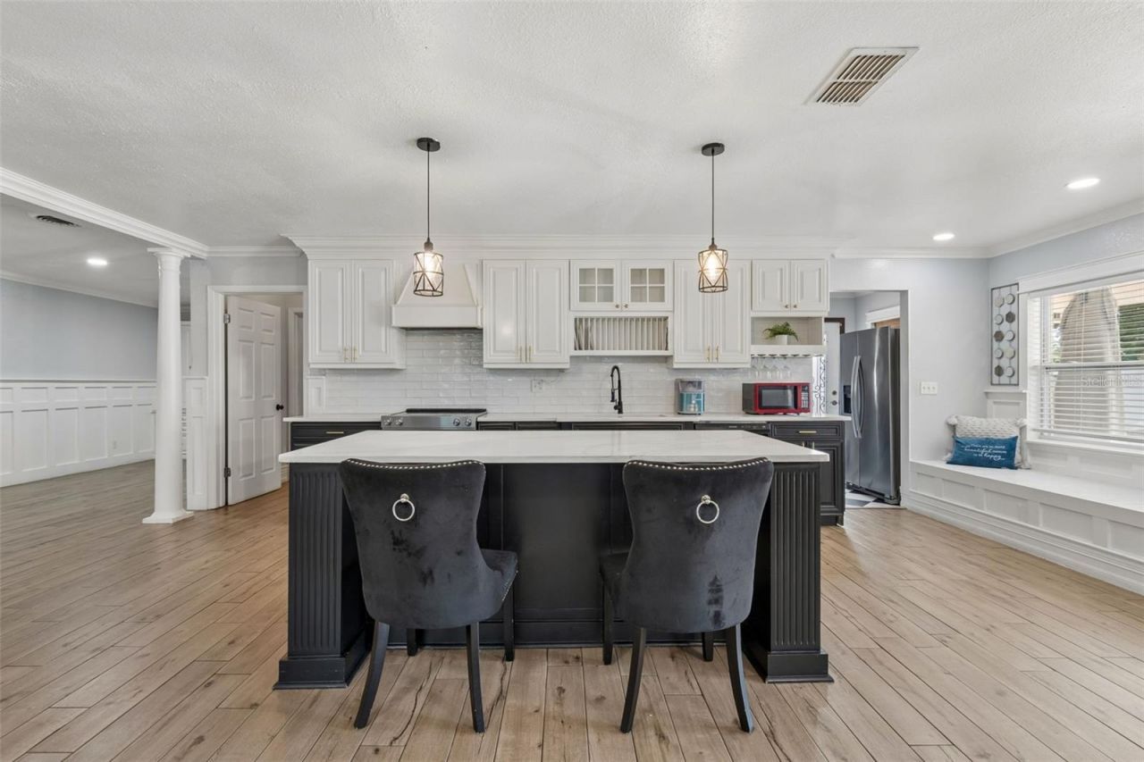 2790 Pinellas Point Drive S, Saint Petersburg, FL 33712 Photo