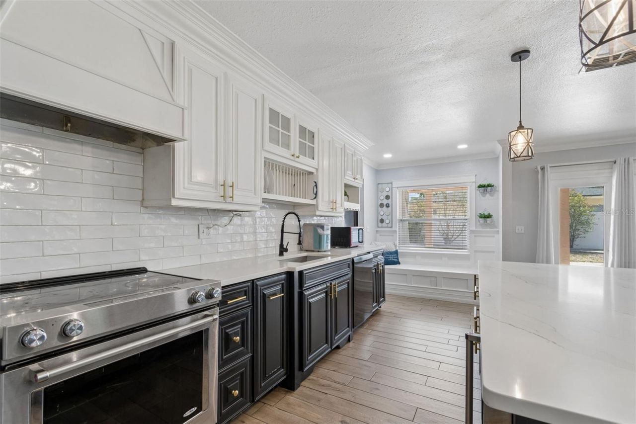 2790 Pinellas Point Drive S, Saint Petersburg, FL 33712 Photo