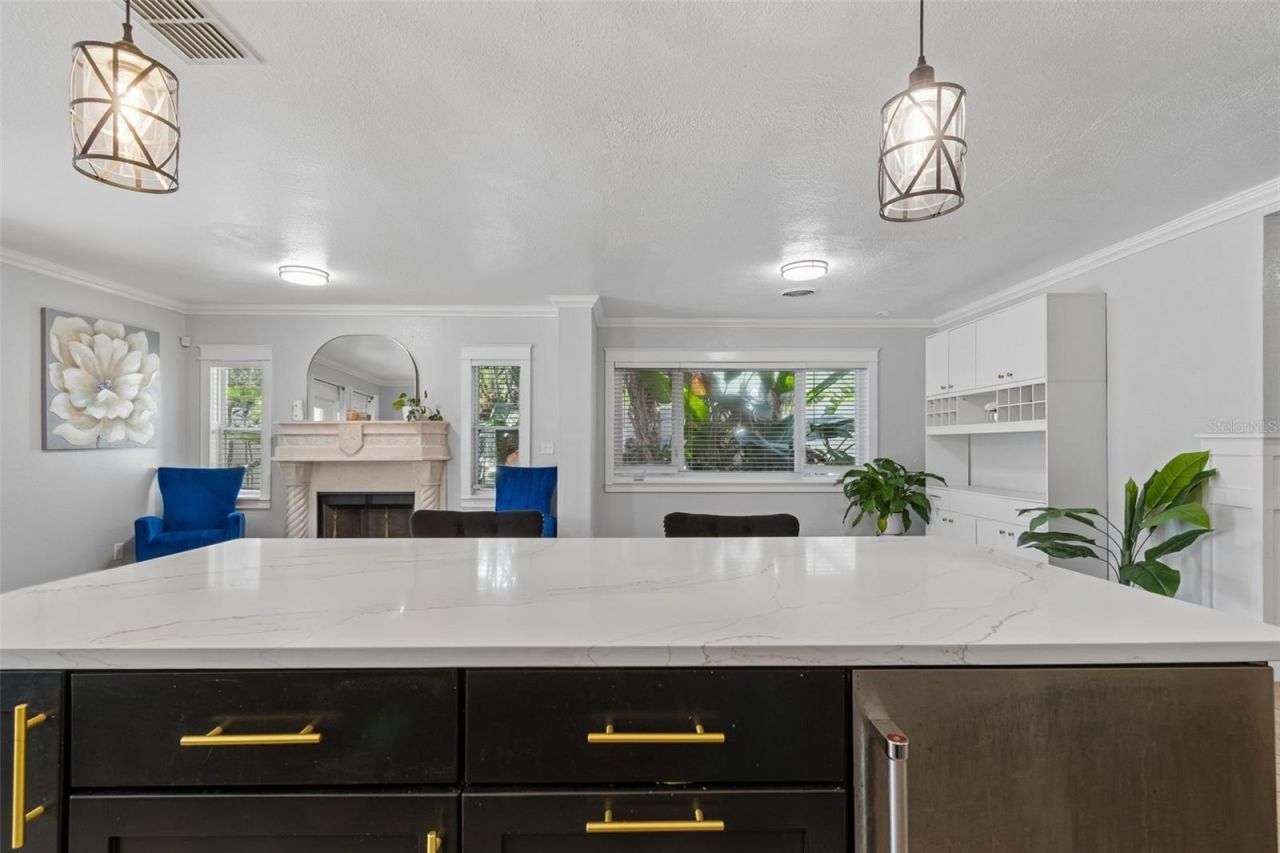 2790 Pinellas Point Drive S, Saint Petersburg, FL 33712 Photo
