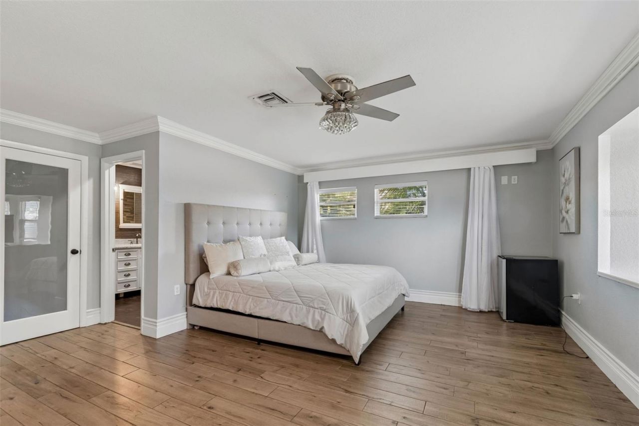 2790 Pinellas Point Drive S, Saint Petersburg, FL 33712 Photo