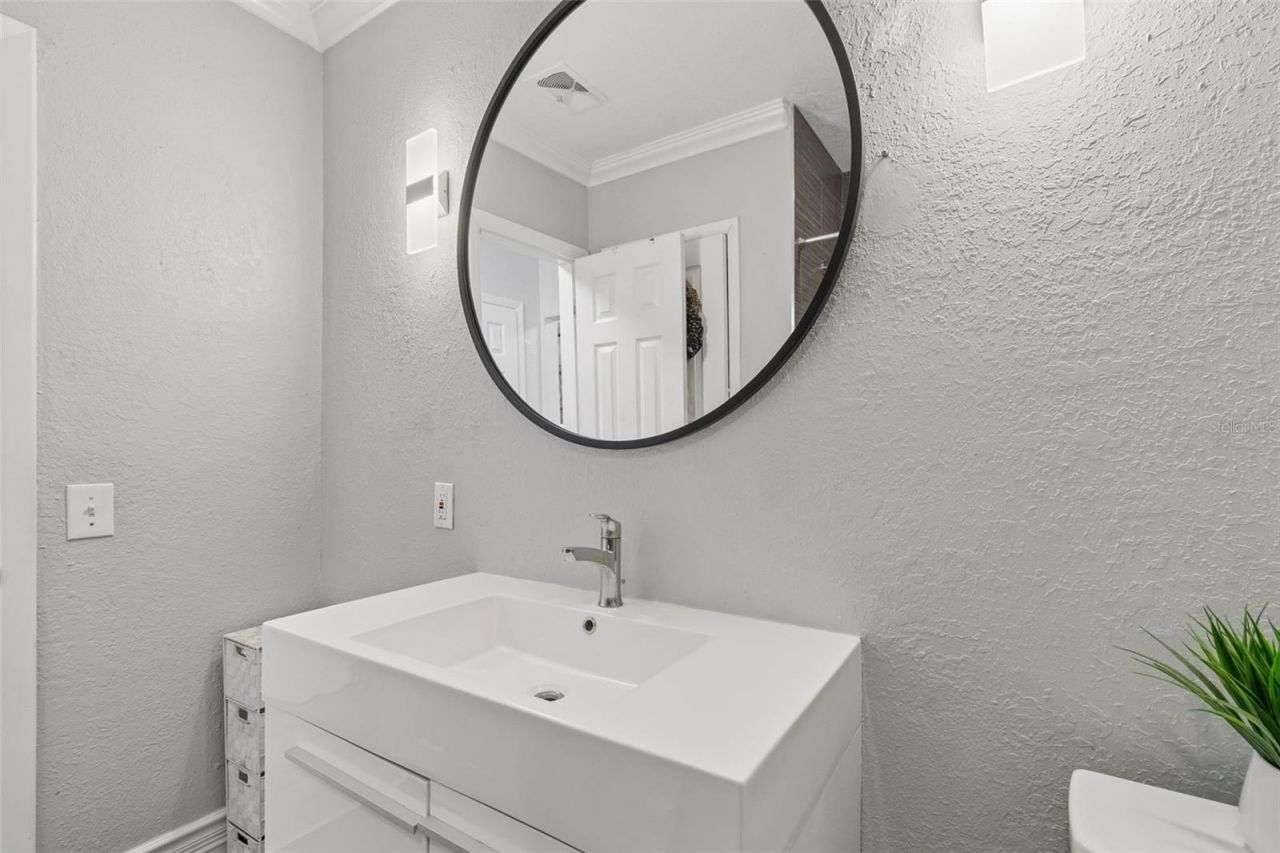 2790 Pinellas Point Drive S, Saint Petersburg, FL 33712 Photo