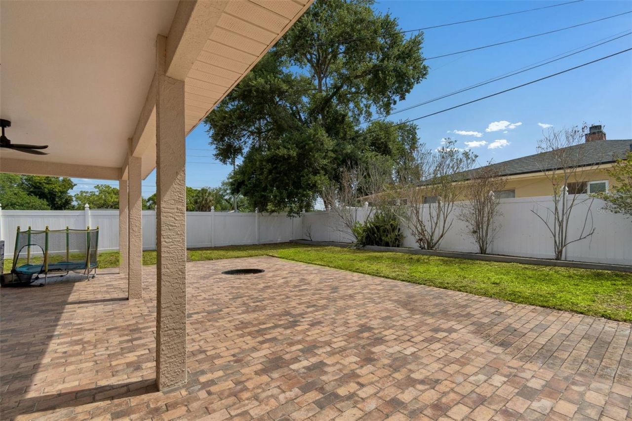 2790 Pinellas Point Drive S, Saint Petersburg, FL 33712 Photo