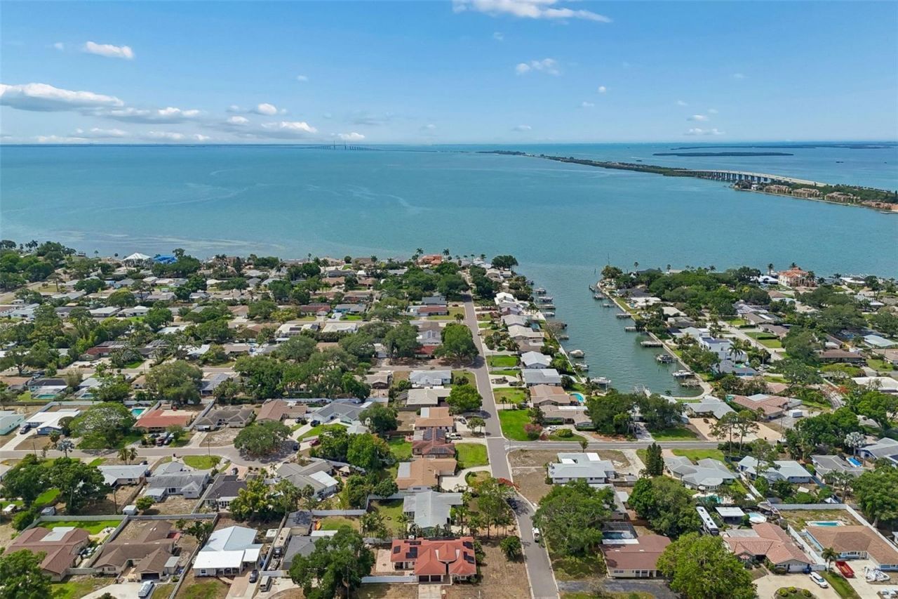 2790 Pinellas Point Drive S, Saint Petersburg, FL 33712 Photo