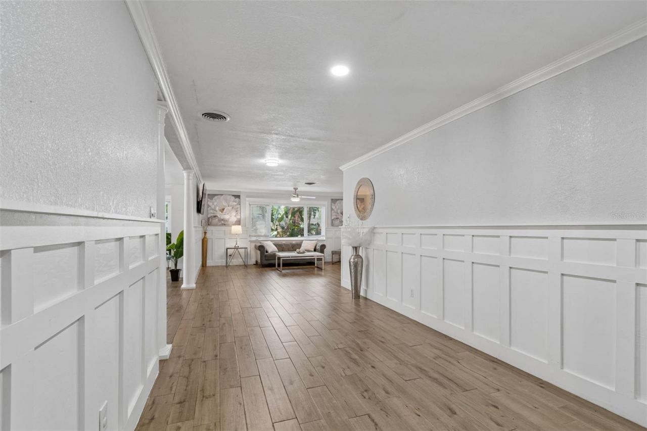 2790 Pinellas Point Drive S, Saint Petersburg, FL 33712 Photo