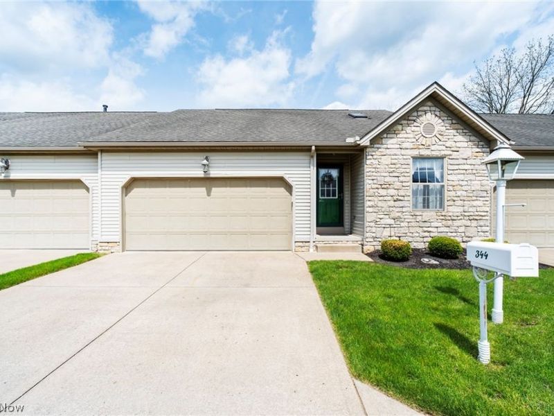344 Myron Street , Hubbard, OH 44425 Photo 1