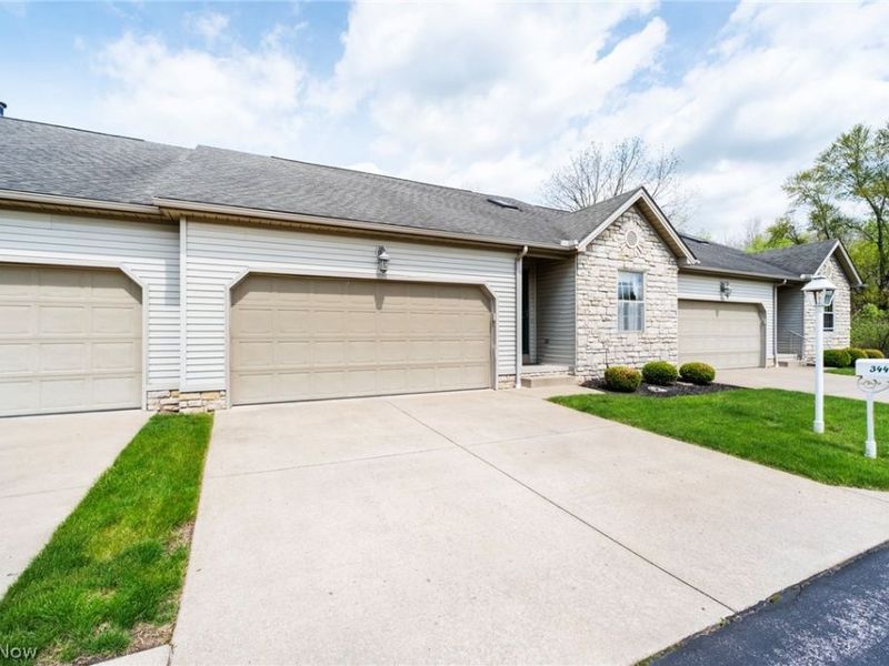 344 Myron Street , Hubbard, OH 44425 Photo 2