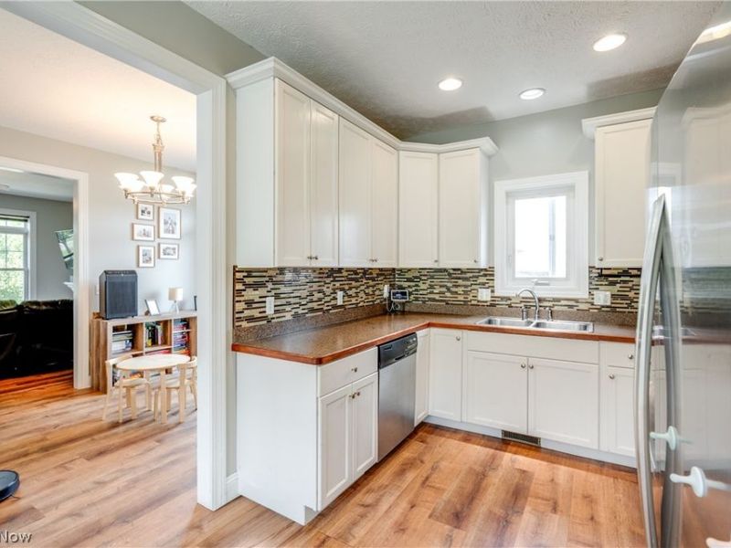 2750 Himelrigh Boulevard, Barberton, OH 44203 Photo 24