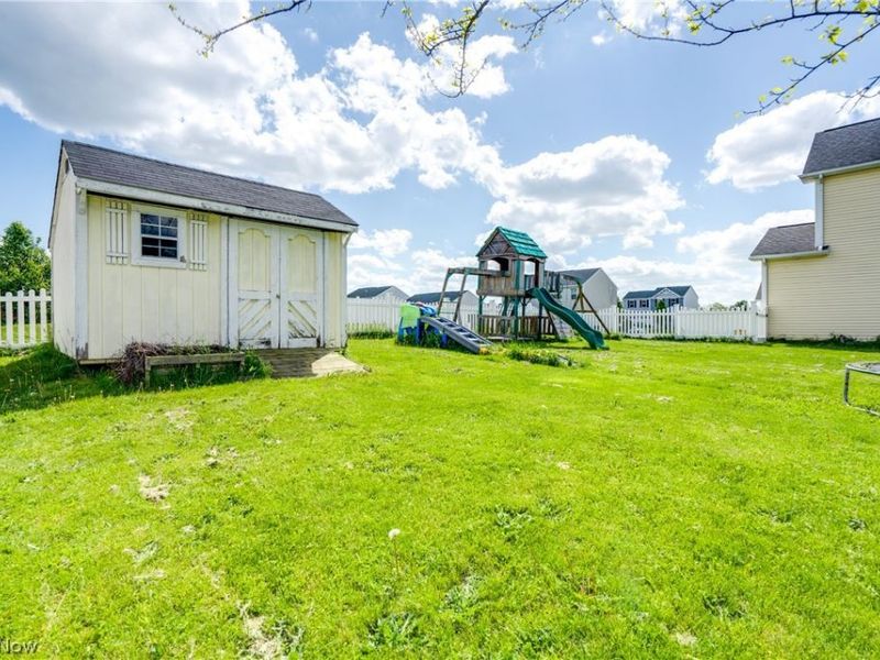 2750 Himelrigh Boulevard, Barberton, OH 44203 Photo 8