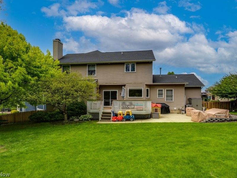 326 Saint Lawrence Circle, Northfield, OH 44067 Photo 4