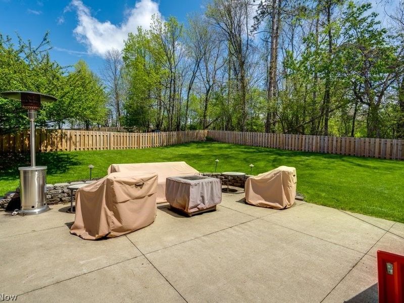 326 Saint Lawrence Circle, Northfield, OH 44067 Photo 7