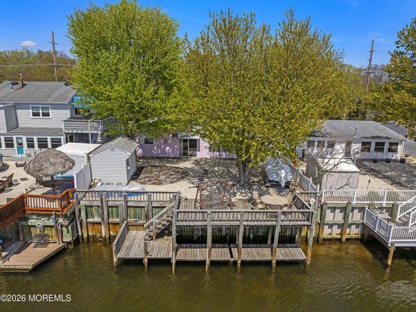 895 Beach Haven West Boulevard, Beach Haven West, NJ 08050