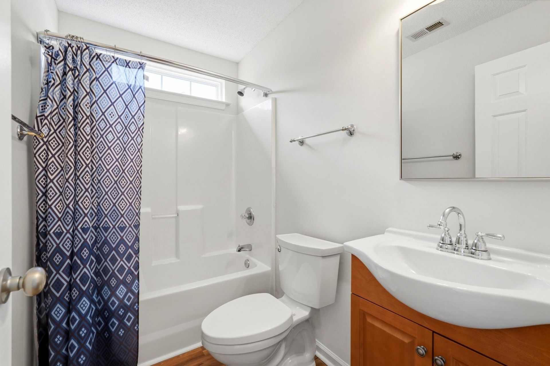 1648 Langley Dr. Photo 18