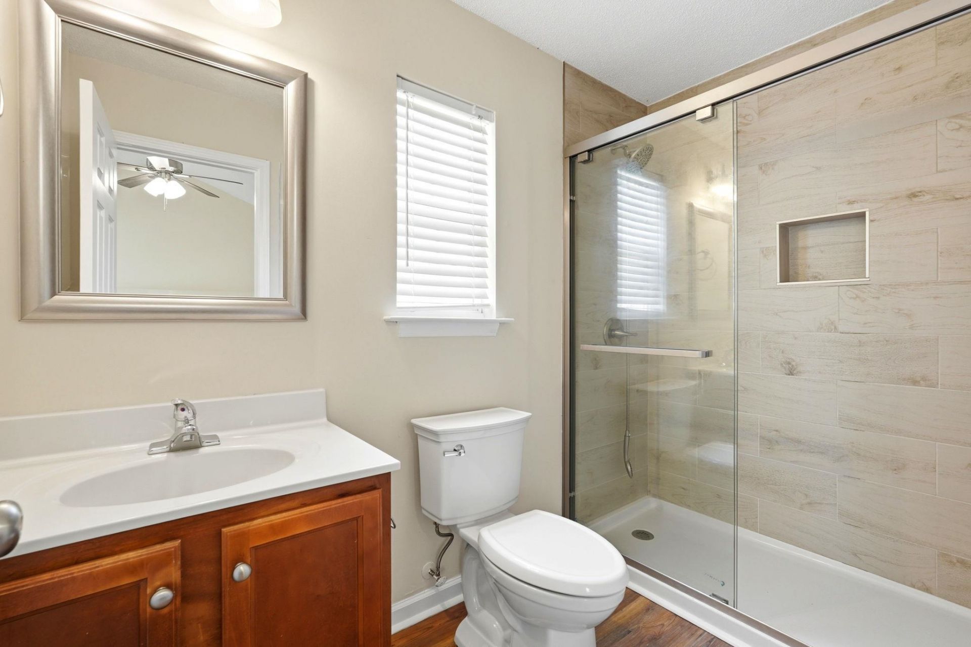 1648 Langley Dr. Photo 22