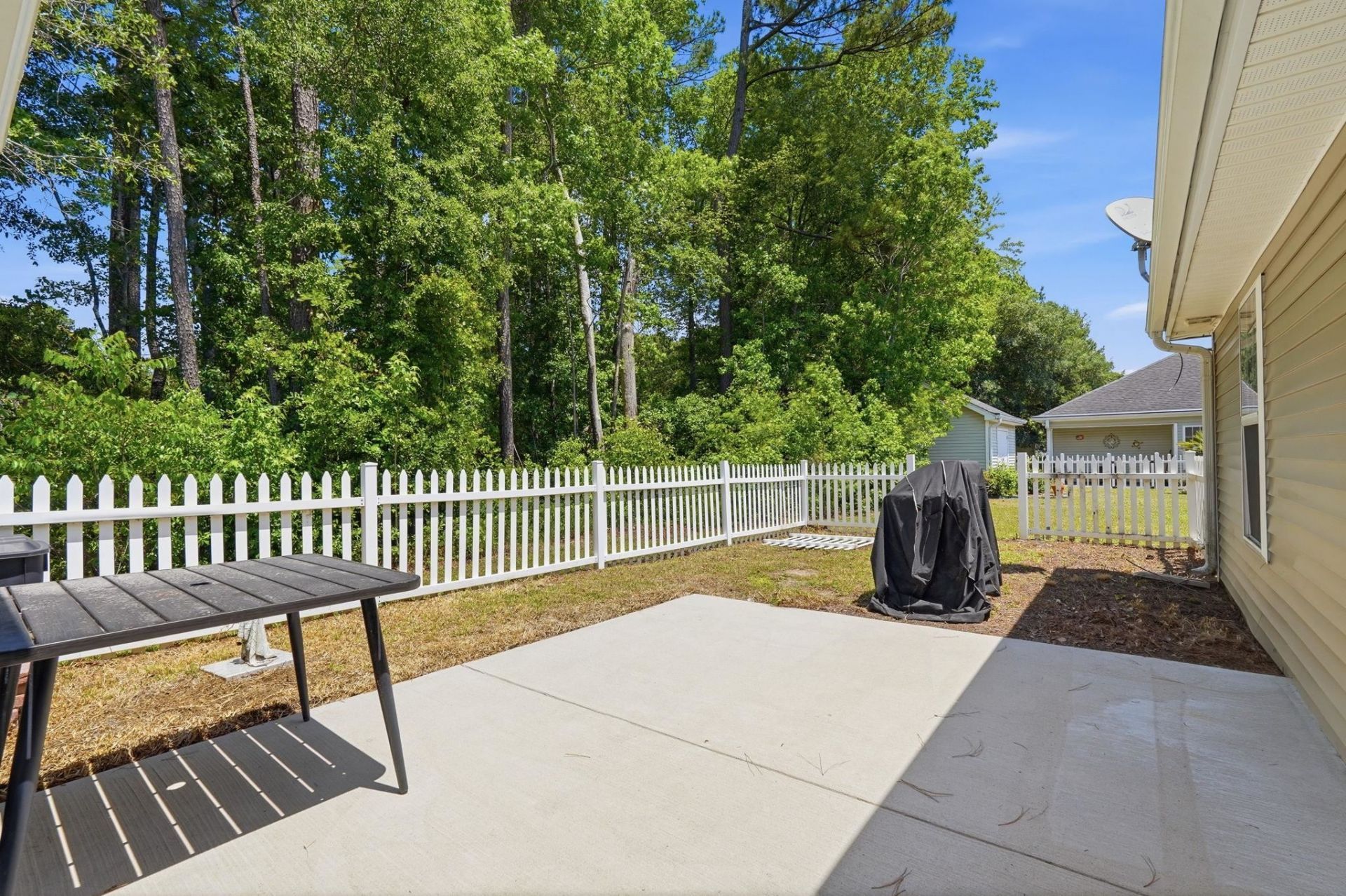 1648 Langley Dr. Photo 29
